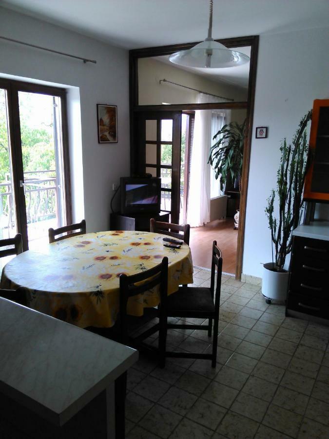 Viki Apartamento Kastav Exterior foto